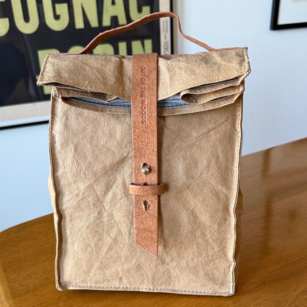 Out of the Woods insulated lunch bag